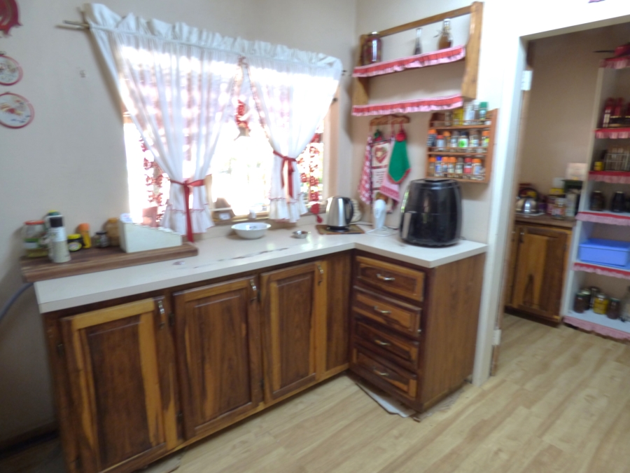 5 Bedroom Property for Sale in Rietkol AH Mpumalanga