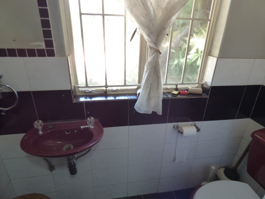 5 Bedroom Property for Sale in Rietkol AH Mpumalanga