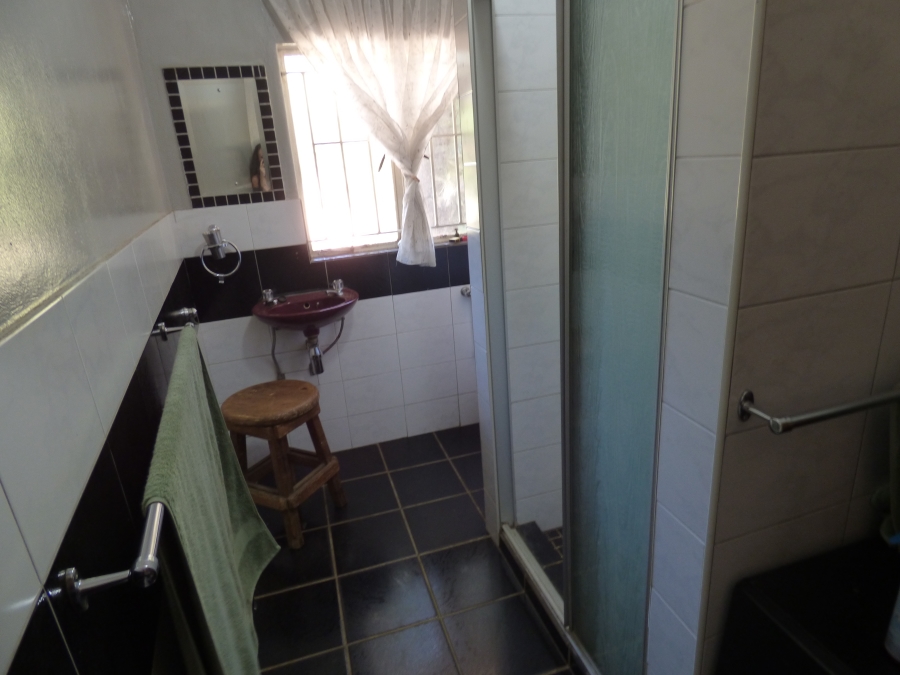 5 Bedroom Property for Sale in Rietkol AH Mpumalanga