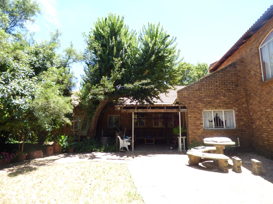 5 Bedroom Property for Sale in Rietkol AH Mpumalanga