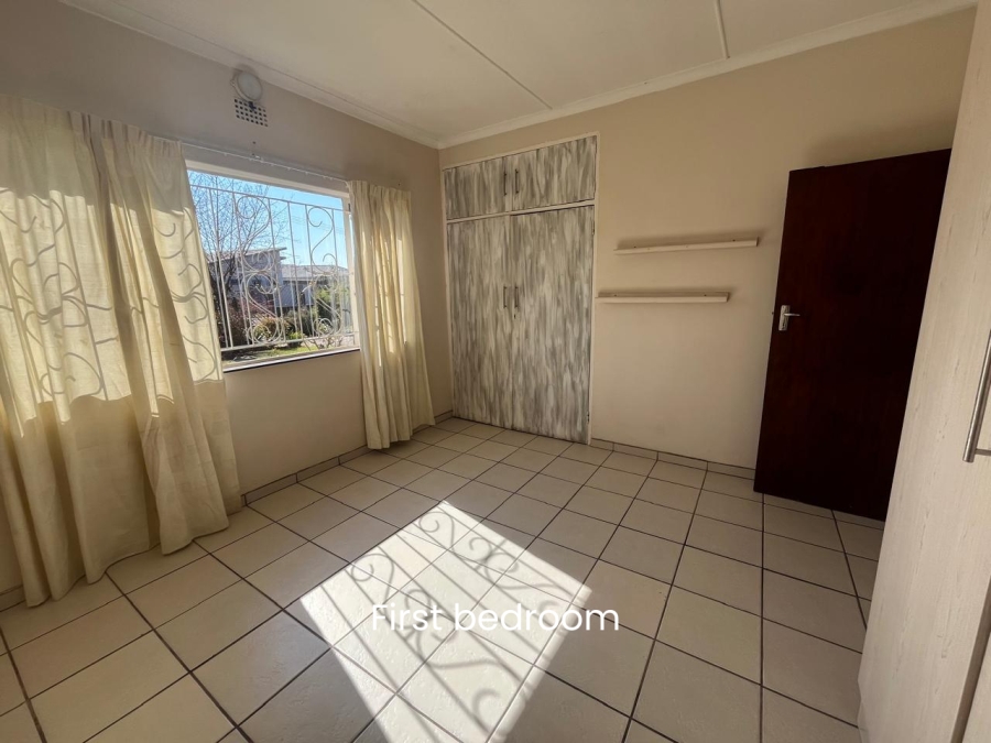 7 Bedroom Property for Sale in Eloff Mpumalanga