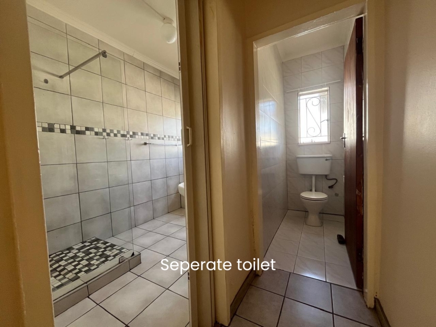 7 Bedroom Property for Sale in Eloff Mpumalanga