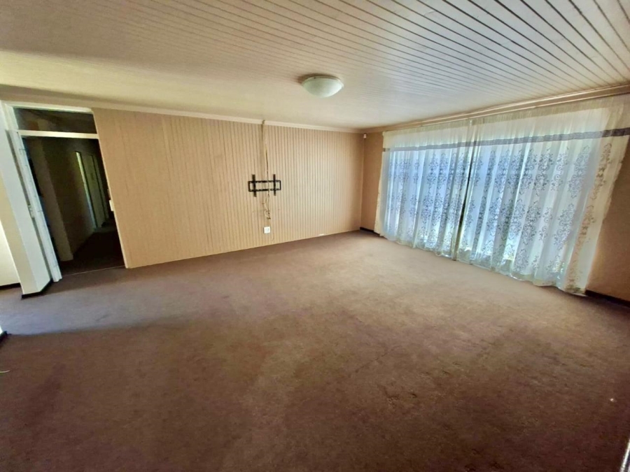 3 Bedroom Property for Sale in Secunda Mpumalanga