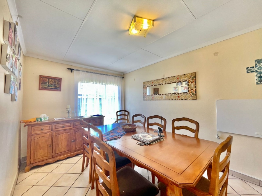 4 Bedroom Property for Sale in Kruinpark Mpumalanga