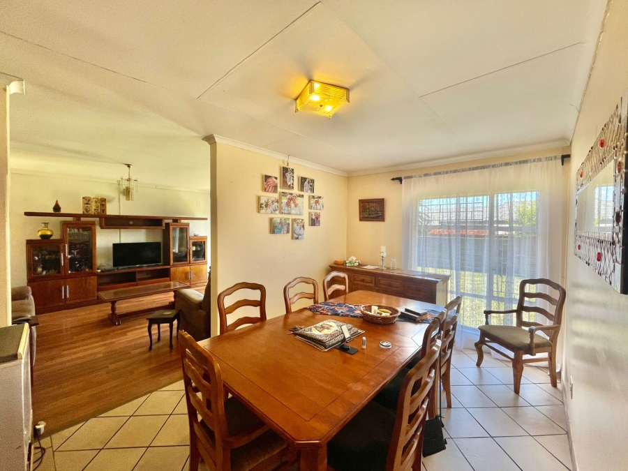 4 Bedroom Property for Sale in Kruinpark Mpumalanga