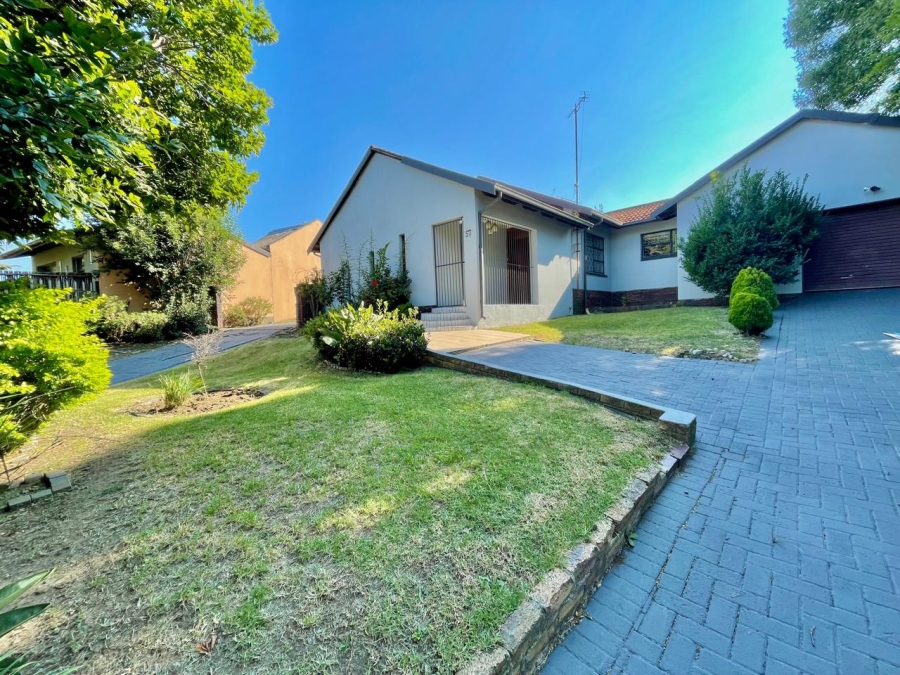 4 Bedroom Property for Sale in Secunda Mpumalanga