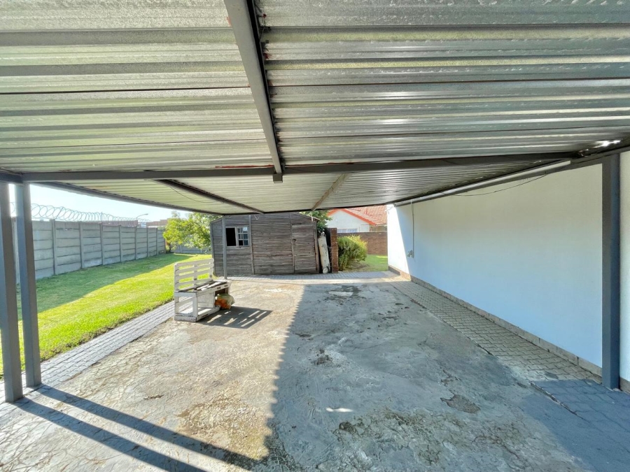 4 Bedroom Property for Sale in Secunda Mpumalanga