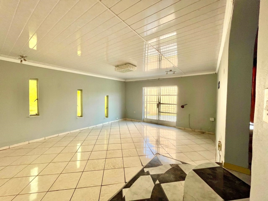 4 Bedroom Property for Sale in Secunda Mpumalanga