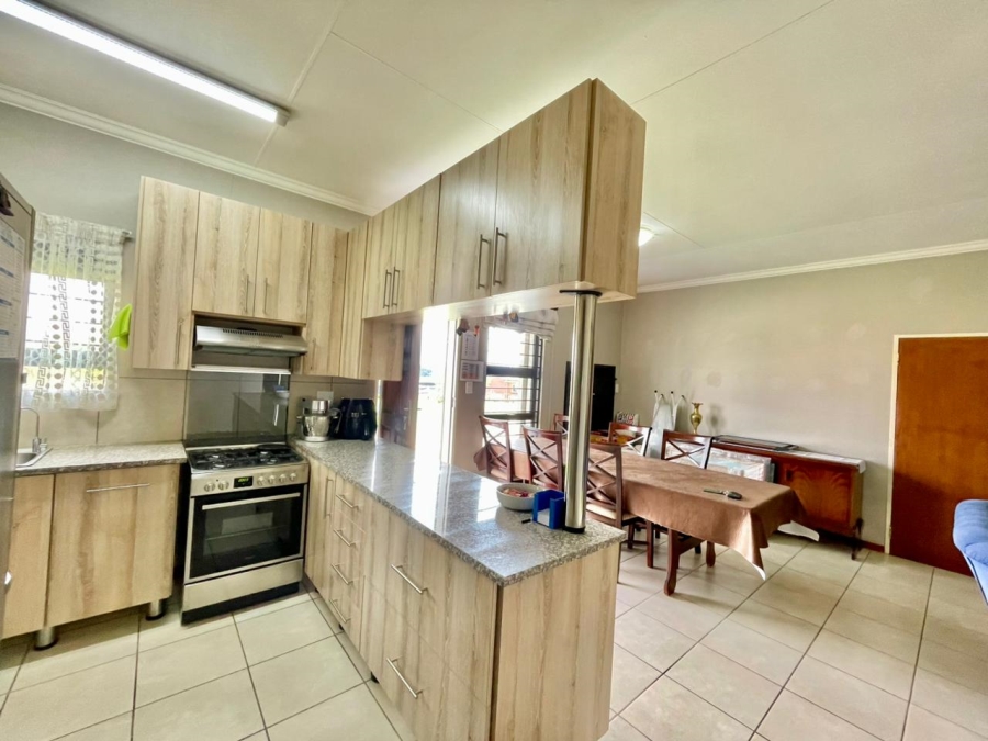 2 Bedroom Property for Sale in Terra Nova Mpumalanga