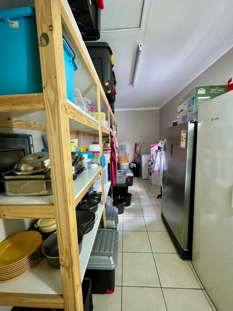 2 Bedroom Property for Sale in Terra Nova Mpumalanga