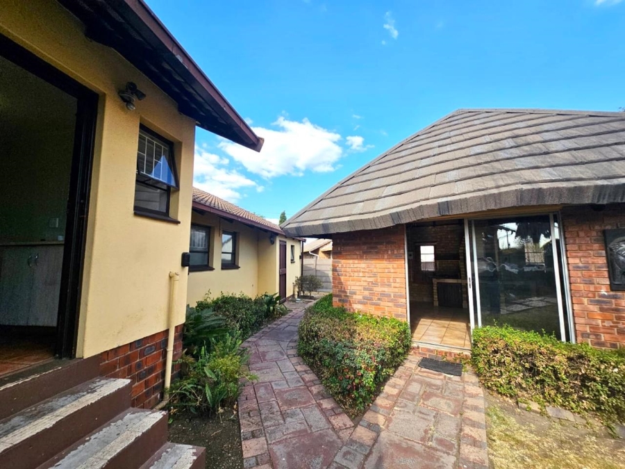 3 Bedroom Property for Sale in Noordrand Mpumalanga
