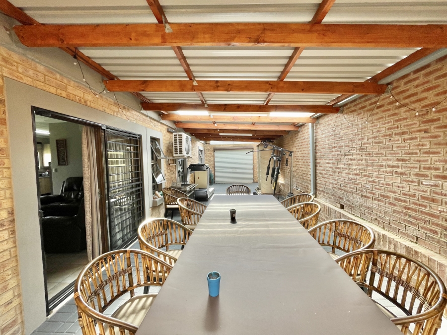 2 Bedroom Property for Sale in Terra Nova Mpumalanga