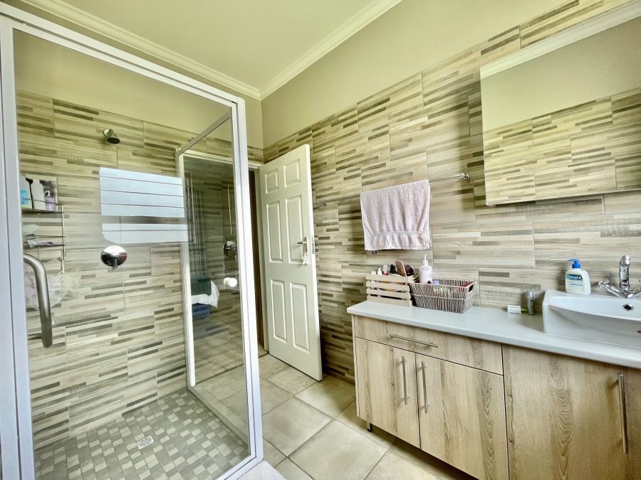 2 Bedroom Property for Sale in Terra Nova Mpumalanga