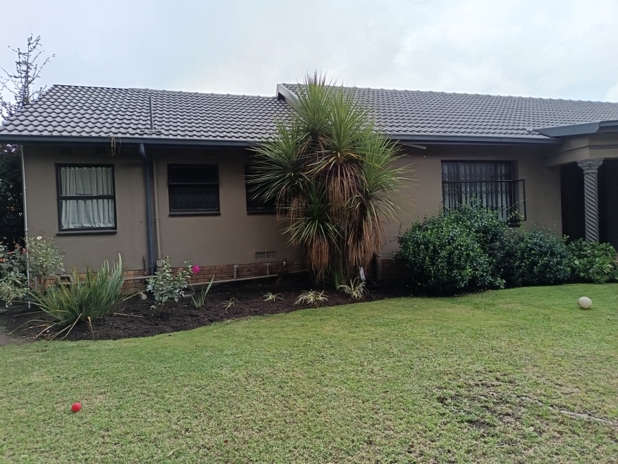 5 Bedroom Property for Sale in Secunda Mpumalanga