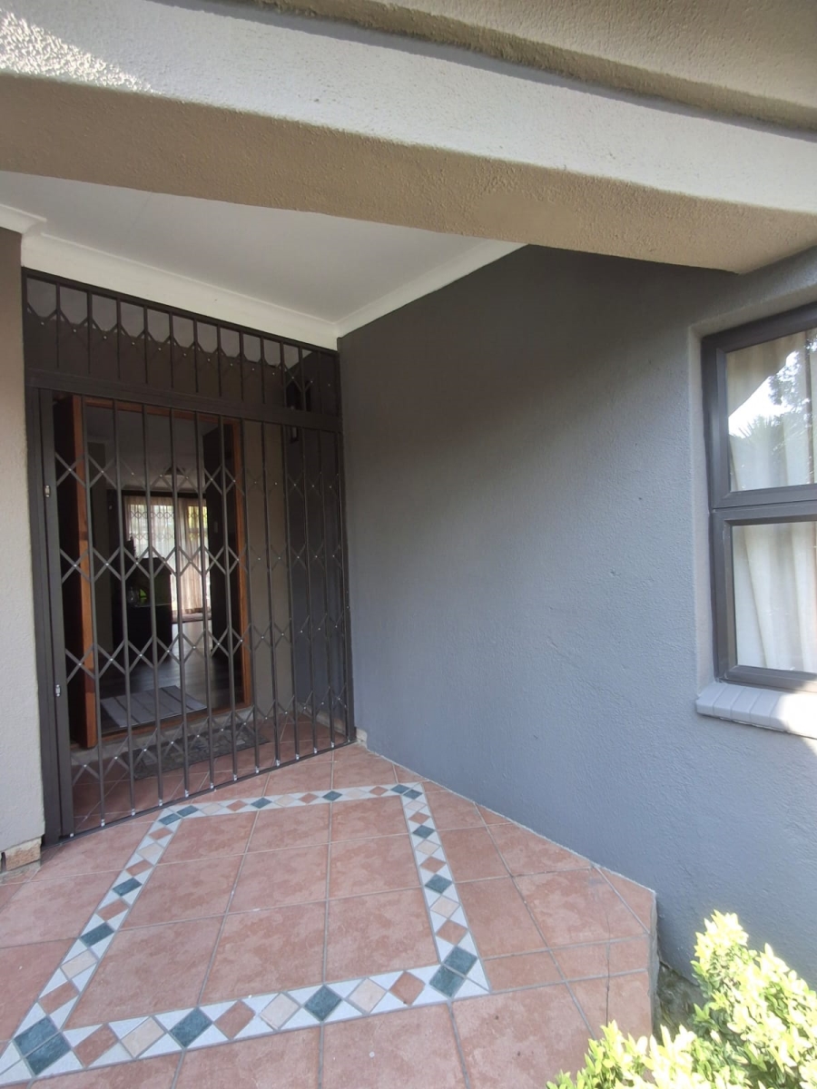 5 Bedroom Property for Sale in Secunda Mpumalanga