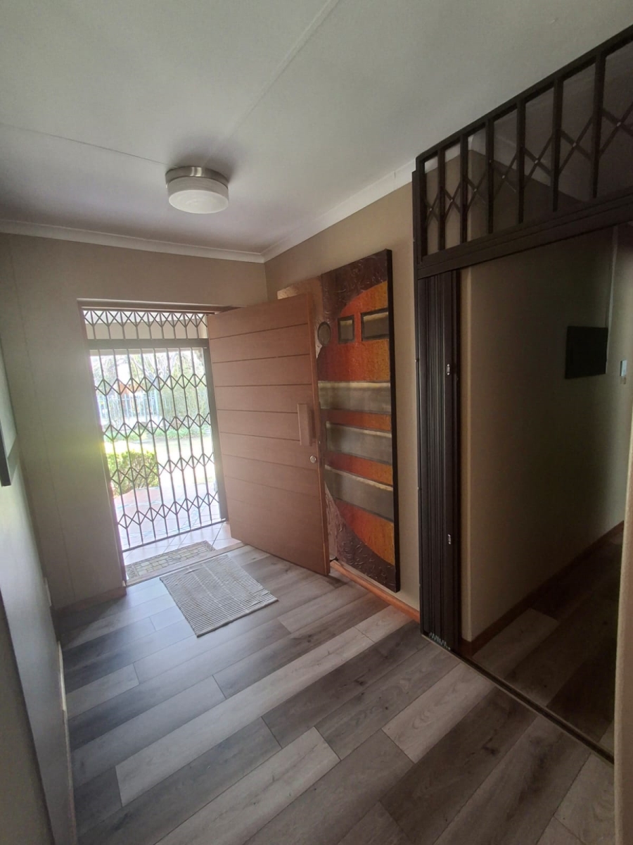 5 Bedroom Property for Sale in Secunda Mpumalanga