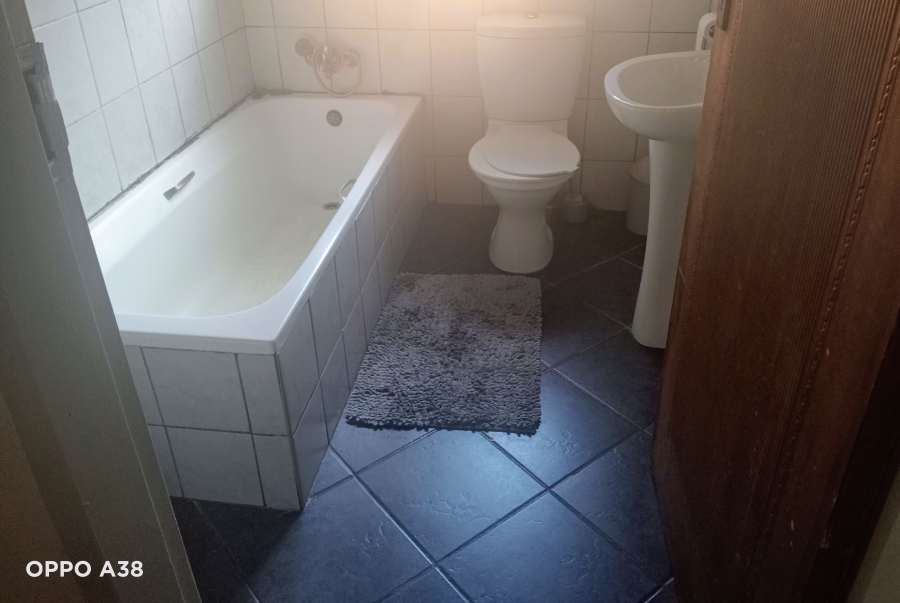 To Let 3 Bedroom Property for Rent in Ben Fleur Mpumalanga