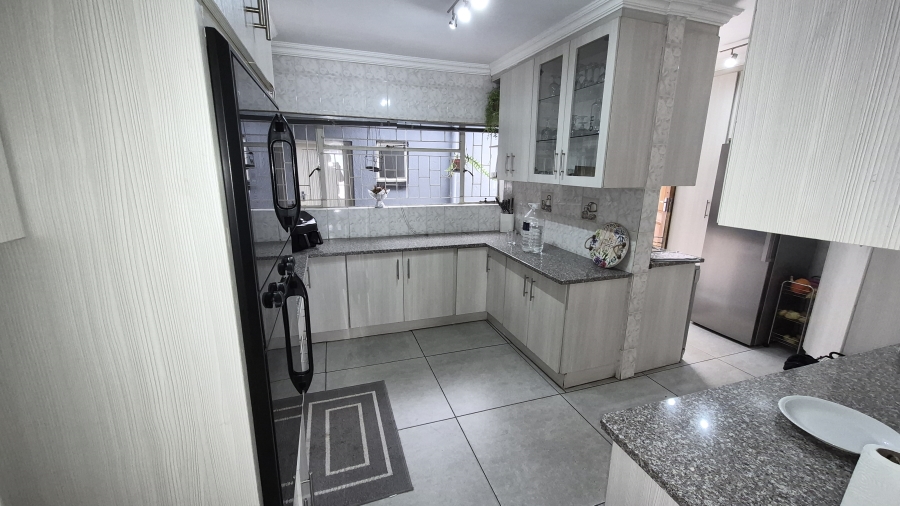 4 Bedroom Property for Sale in Del Judor Ext 4 Mpumalanga