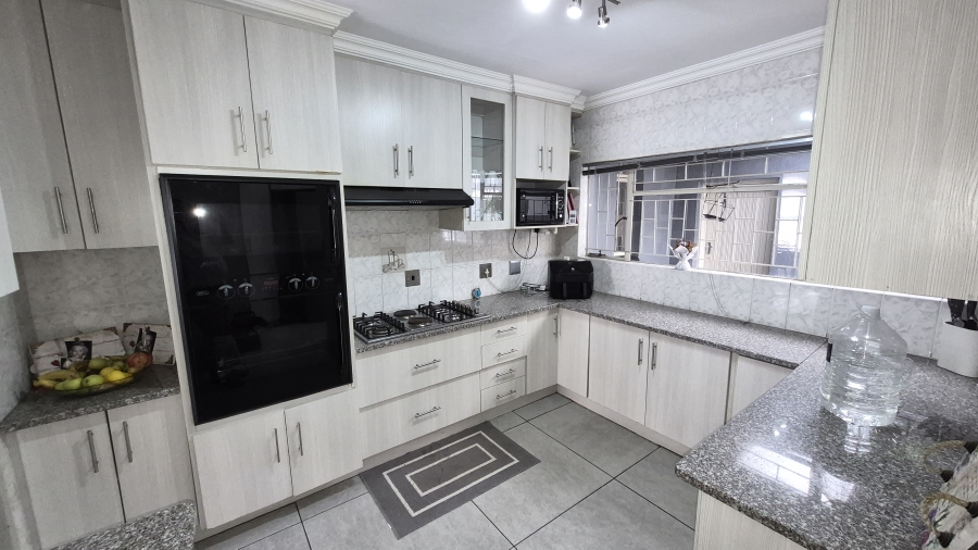 4 Bedroom Property for Sale in Del Judor Ext 4 Mpumalanga