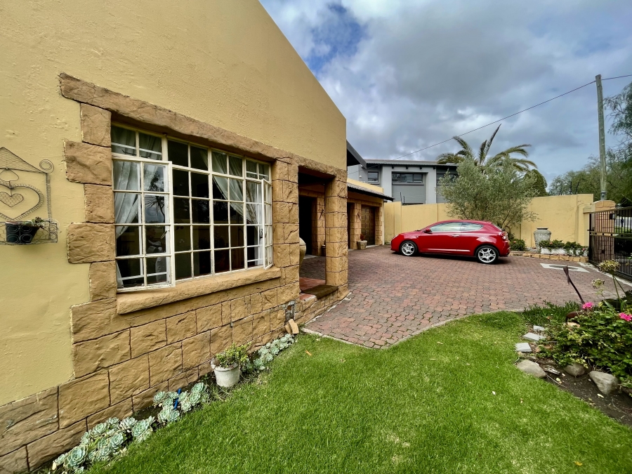 3 Bedroom Property for Sale in Secunda Mpumalanga