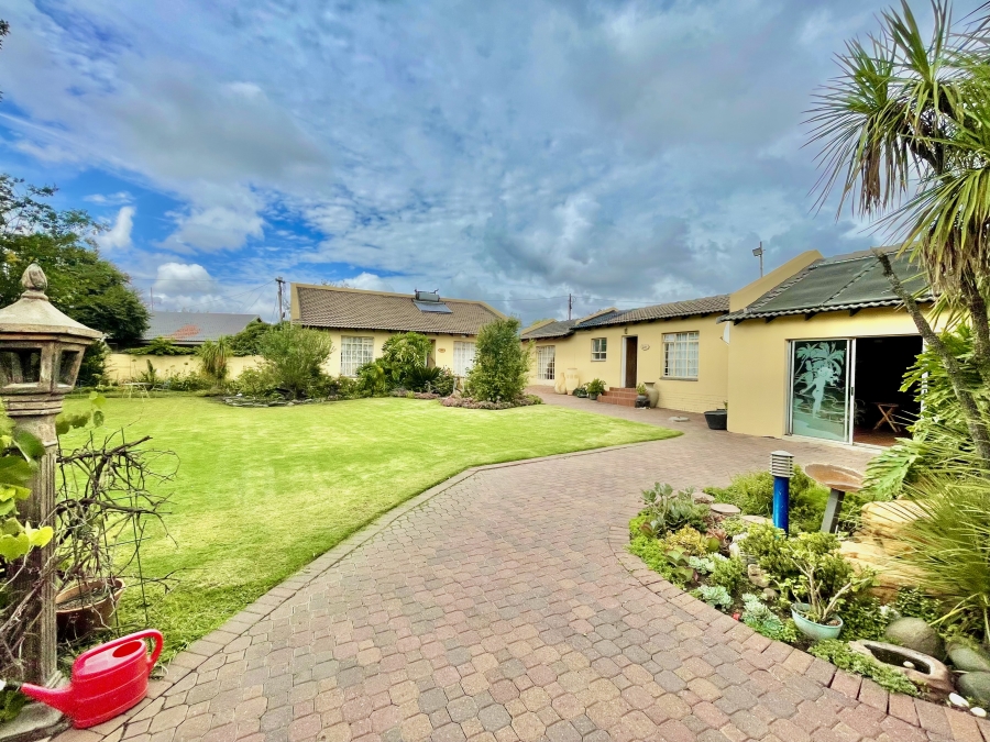 3 Bedroom Property for Sale in Secunda Mpumalanga