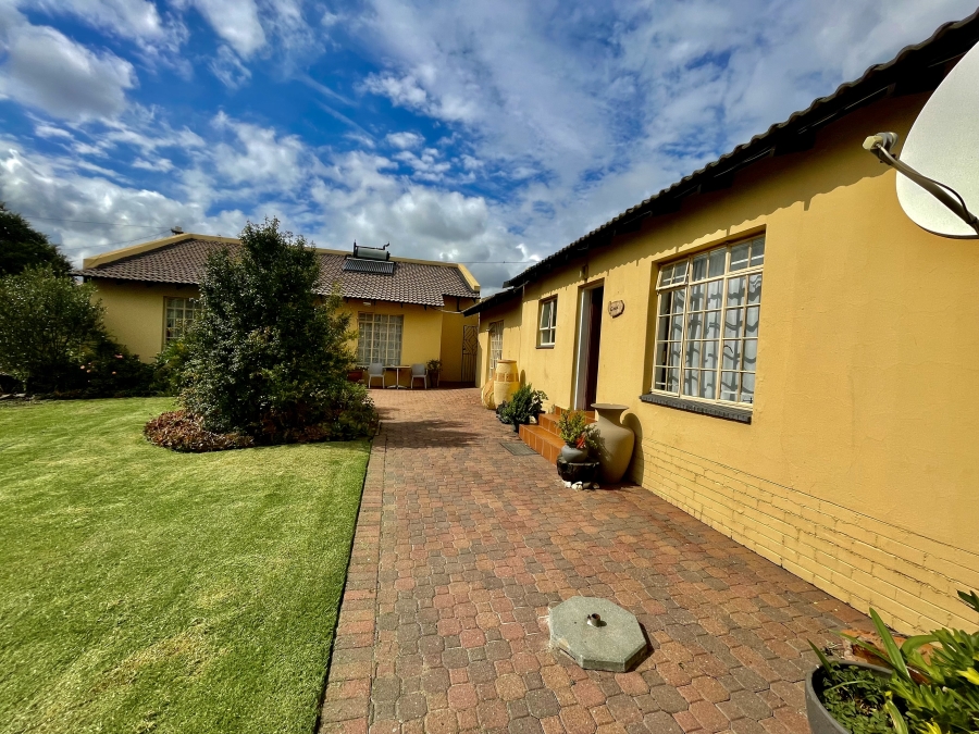 3 Bedroom Property for Sale in Secunda Mpumalanga