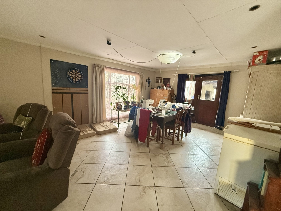 4 Bedroom Property for Sale in Secunda Mpumalanga