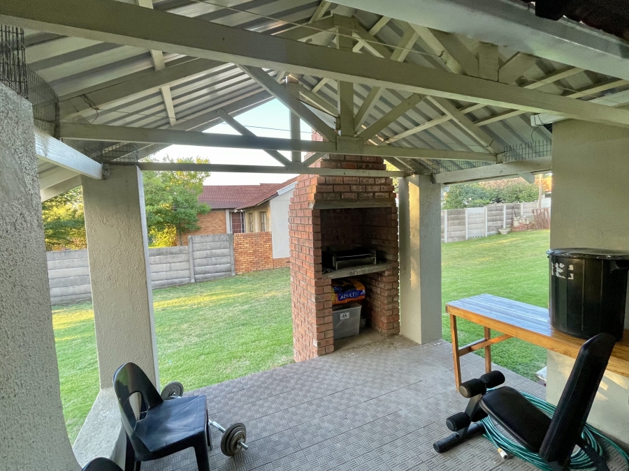 3 Bedroom Property for Sale in Secunda Mpumalanga