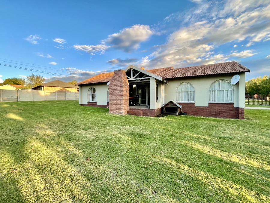 3 Bedroom Property for Sale in Secunda Mpumalanga