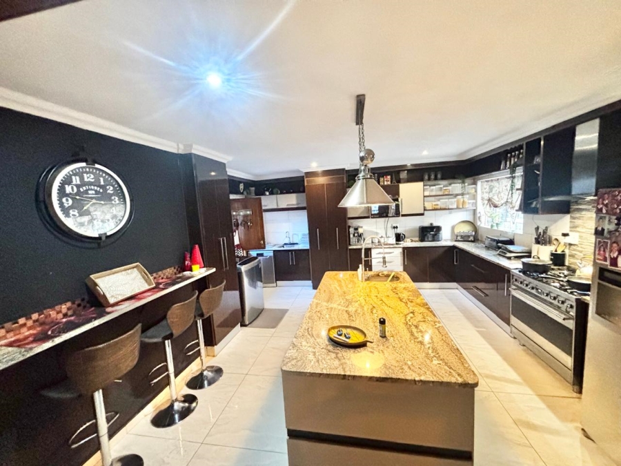 3 Bedroom Property for Sale in Cosmosrand Mpumalanga