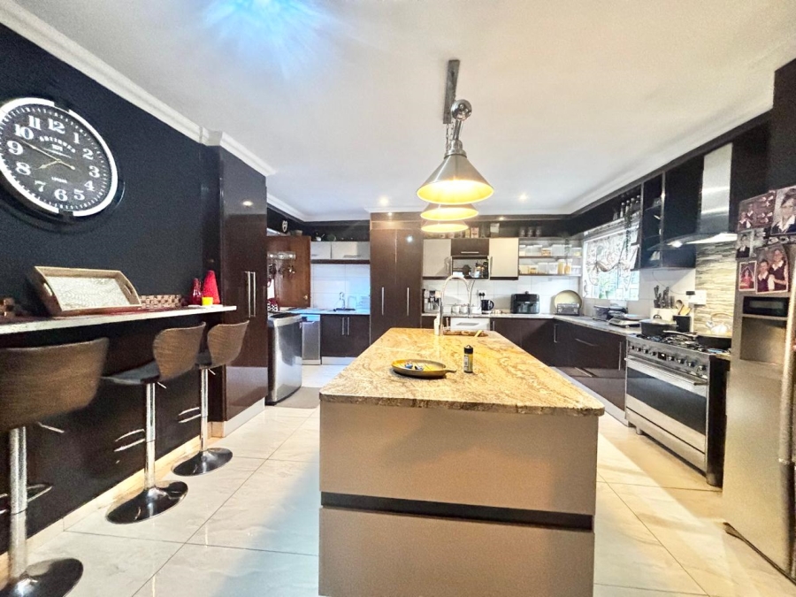 3 Bedroom Property for Sale in Cosmosrand Mpumalanga