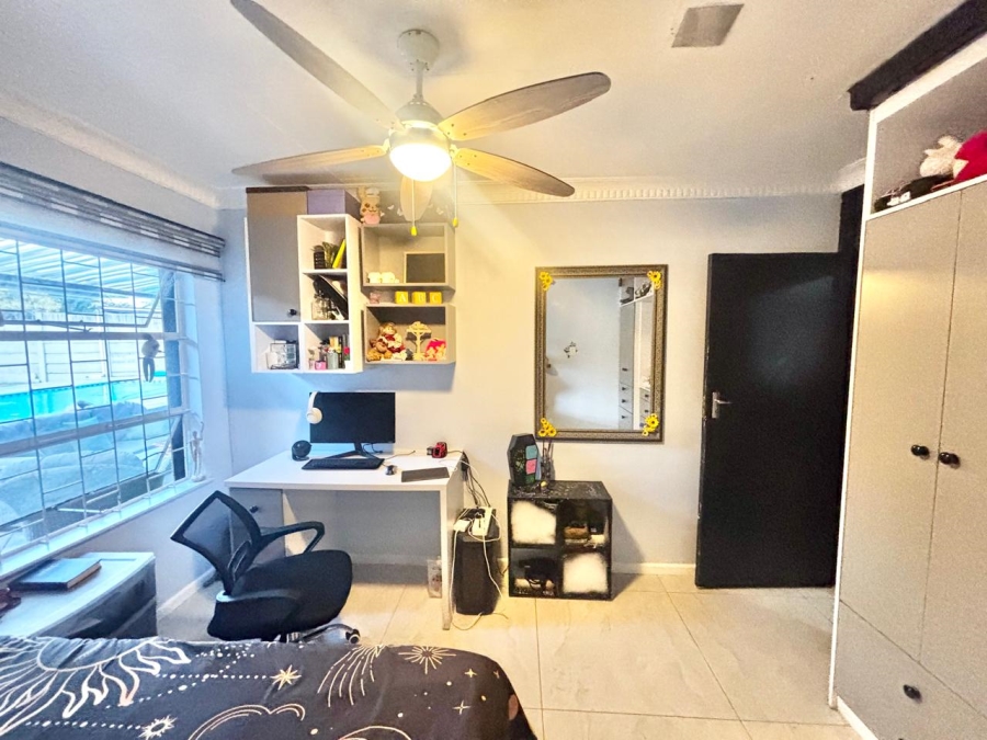 3 Bedroom Property for Sale in Cosmosrand Mpumalanga