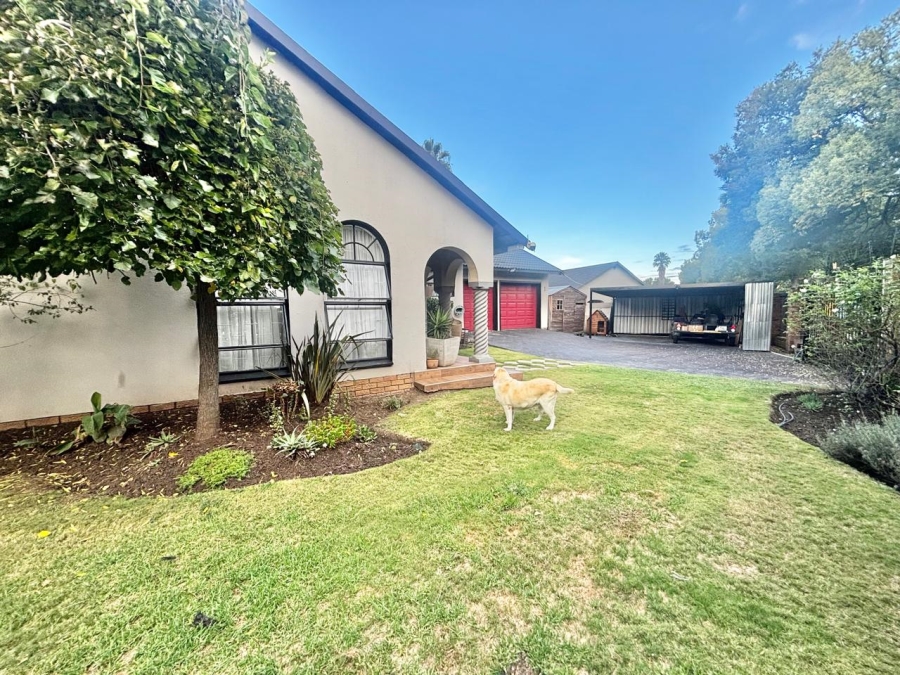 3 Bedroom Property for Sale in Cosmosrand Mpumalanga