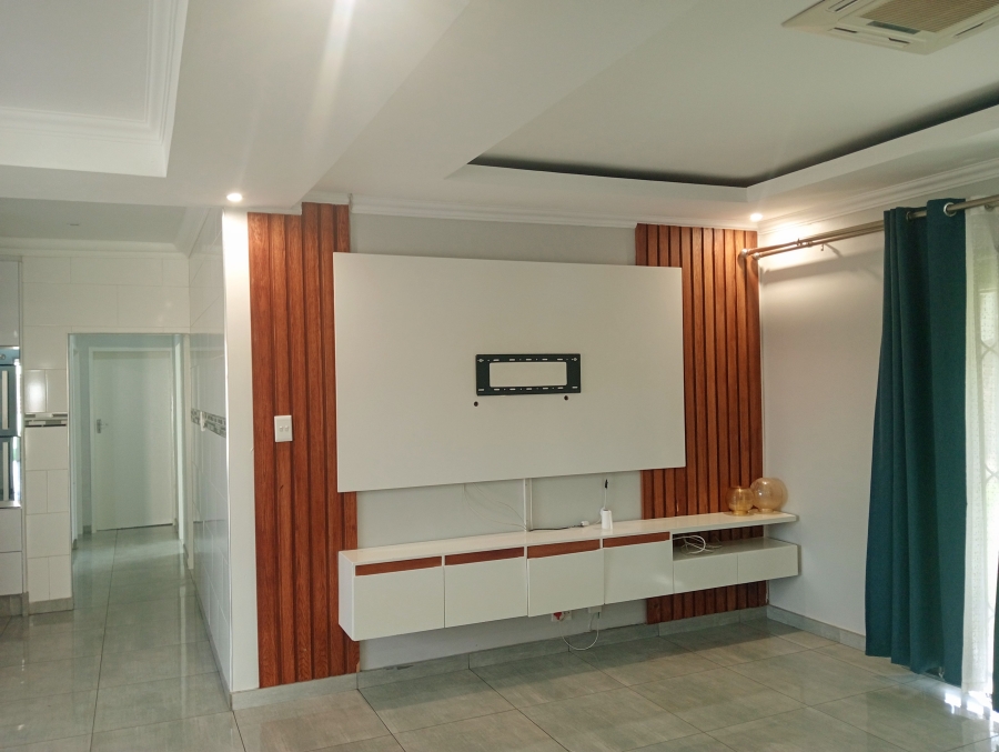 To Let 3 Bedroom Property for Rent in Reyno Ridge Mpumalanga