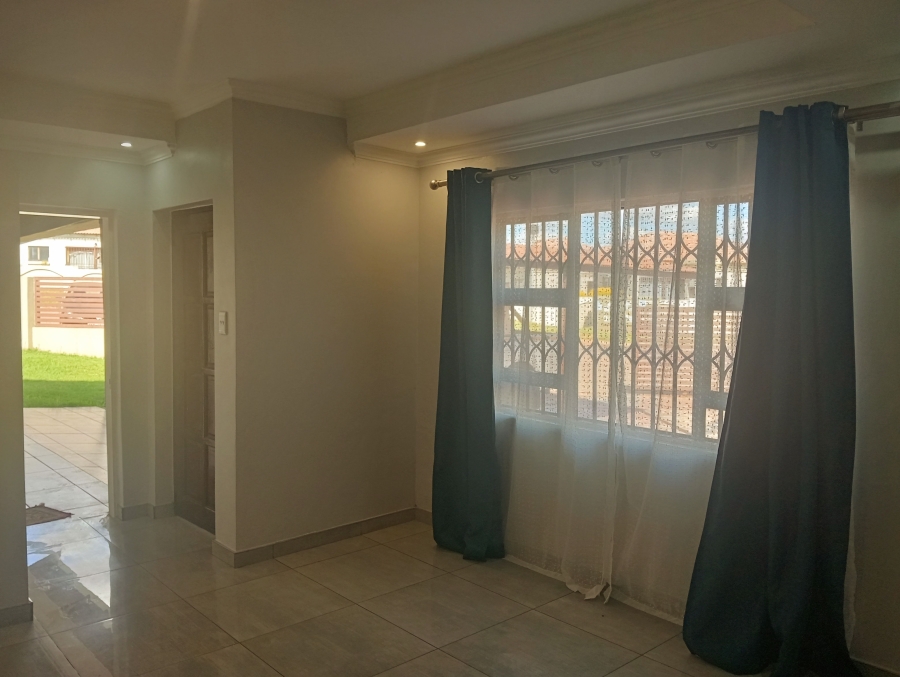 To Let 3 Bedroom Property for Rent in Reyno Ridge Mpumalanga