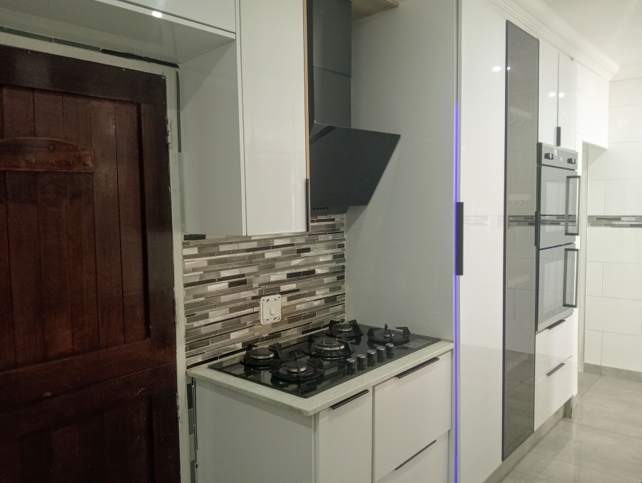 To Let 3 Bedroom Property for Rent in Reyno Ridge Mpumalanga