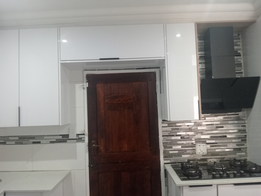 To Let 3 Bedroom Property for Rent in Reyno Ridge Mpumalanga