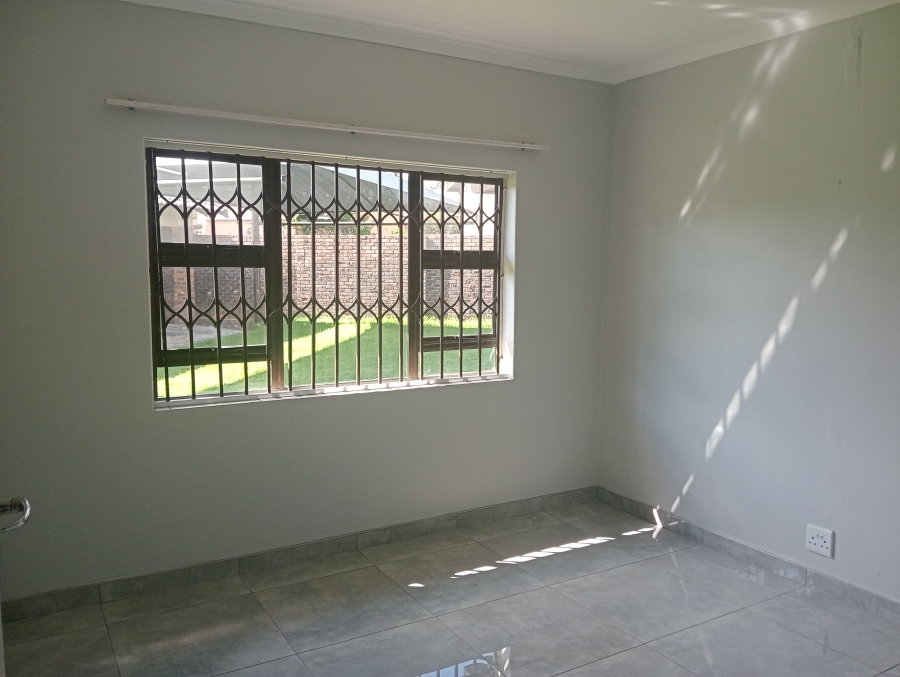 To Let 3 Bedroom Property for Rent in Reyno Ridge Mpumalanga