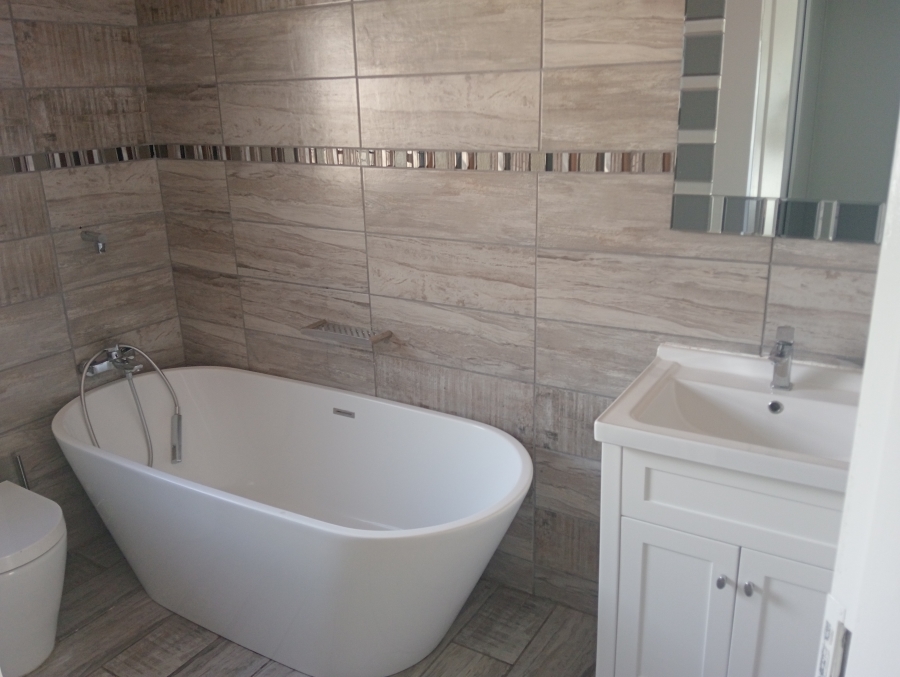 To Let 3 Bedroom Property for Rent in Reyno Ridge Mpumalanga