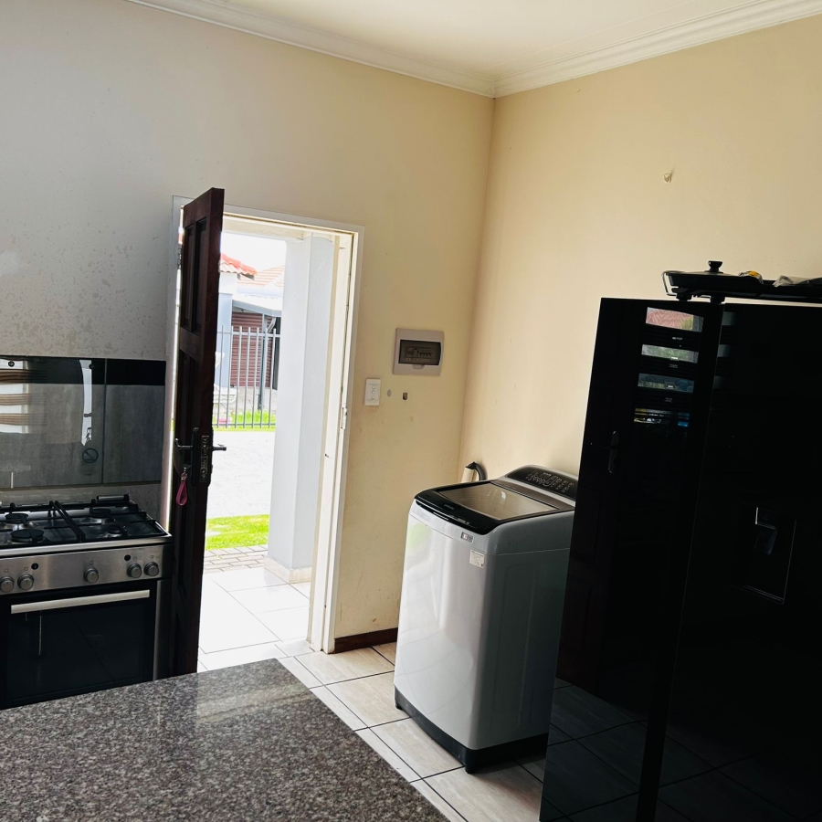 3 Bedroom Property for Sale in Terra Nova Mpumalanga