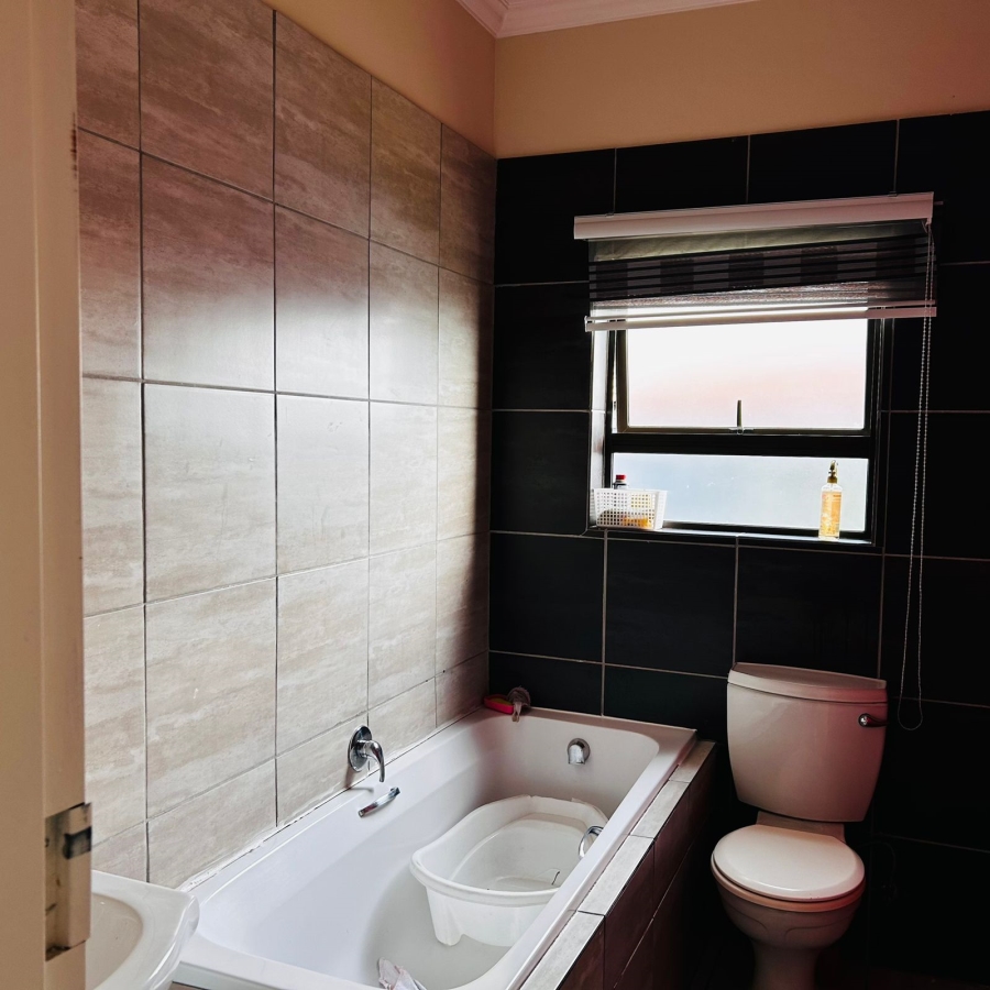 3 Bedroom Property for Sale in Terra Nova Mpumalanga