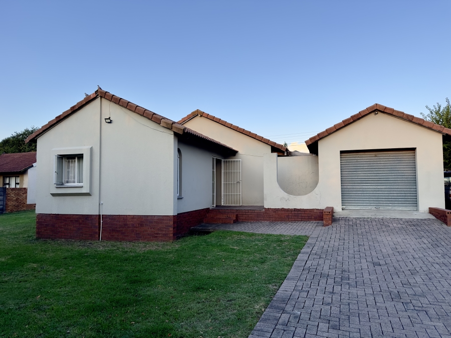 3 Bedroom Property for Sale in Noordrand Mpumalanga