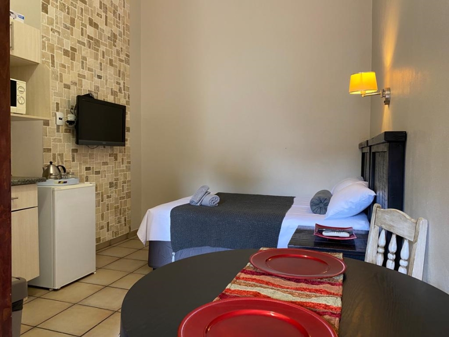 To Let 1 Bedroom Property for Rent in Gholfsig Mpumalanga