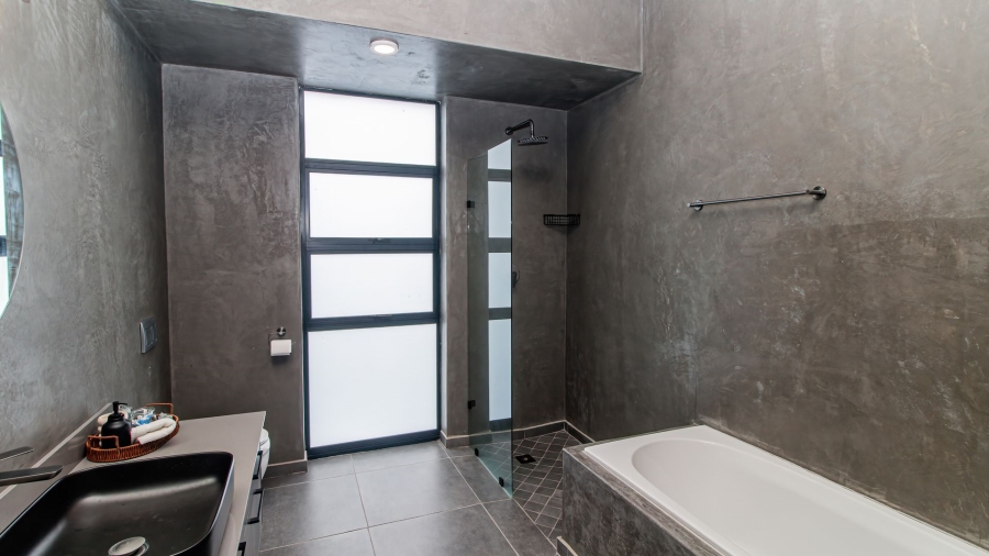 4 Bedroom Property for Sale in The Rest Nature Estate Mpumalanga