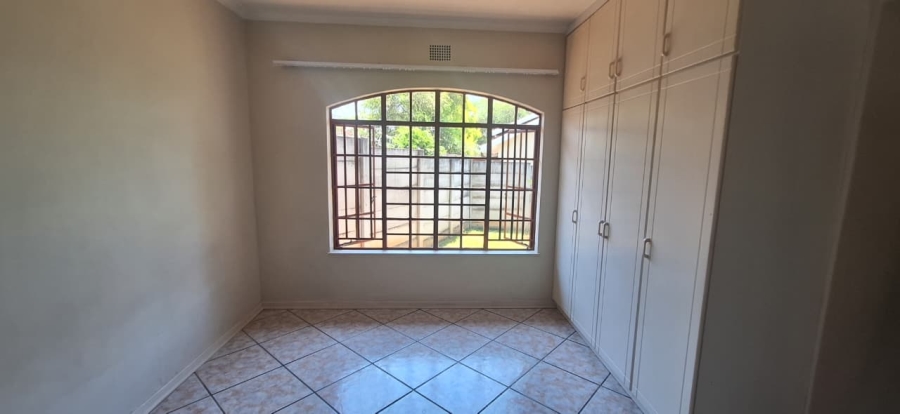 To Let 3 Bedroom Property for Rent in Nelspruit Ext 1 Mpumalanga