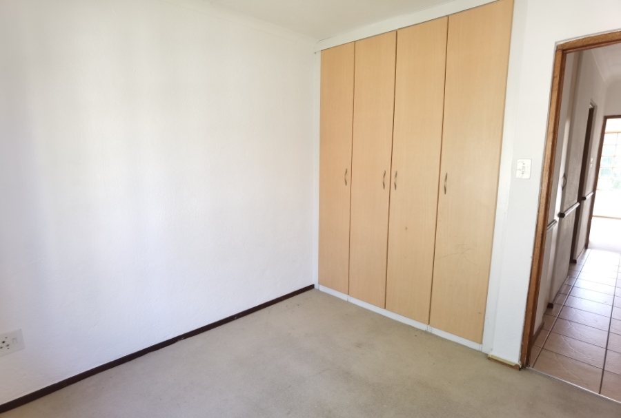 To Let 2 Bedroom Property for Rent in Riverside Park Mpumalanga