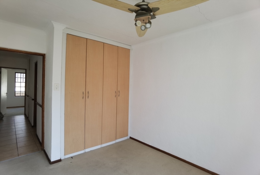 To Let 2 Bedroom Property for Rent in Riverside Park Mpumalanga