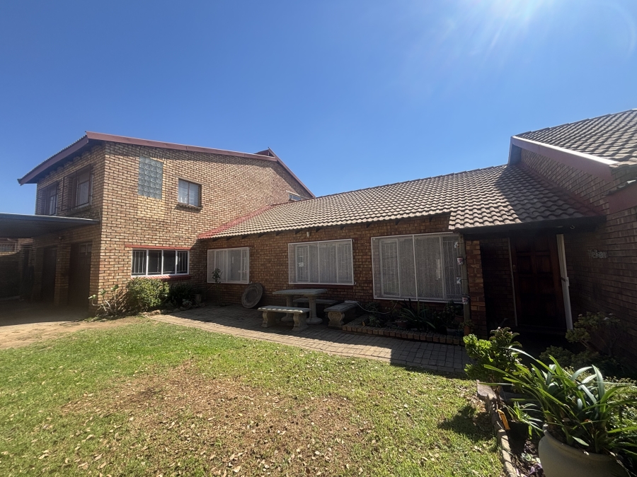 5 Bedroom Property for Sale in Reyno Ridge Mpumalanga