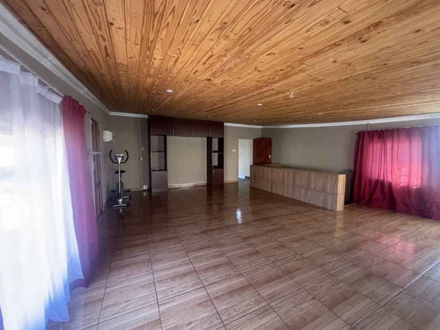 5 Bedroom Property for Sale in Reyno Ridge Mpumalanga