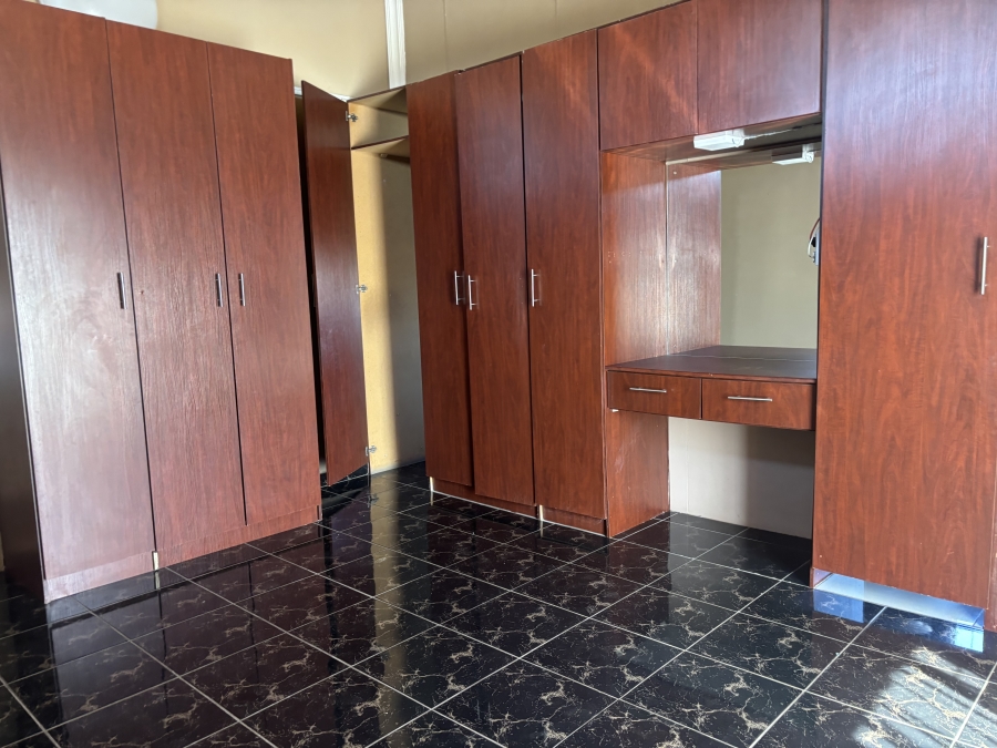 5 Bedroom Property for Sale in Reyno Ridge Mpumalanga